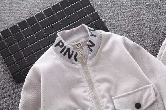 весенне-осенний костюм-двойка 7777