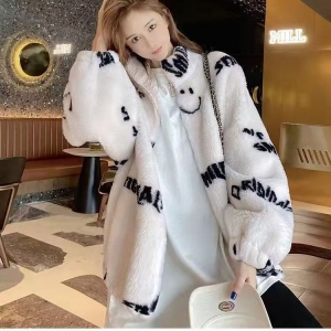 Шуба из овечьей шерсти