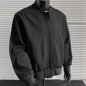 Куртка с длинными рукавами и лацканами