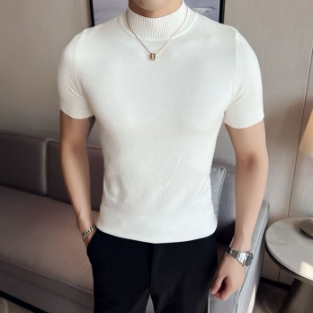 Футболка с горлом