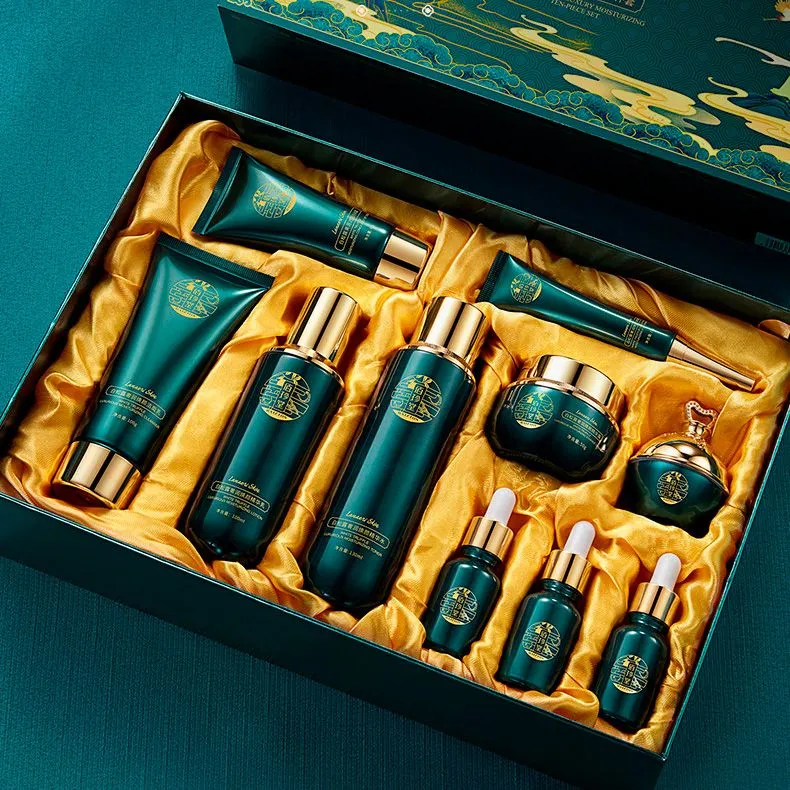 Набор из 10 средств увлажняющих средств 4972