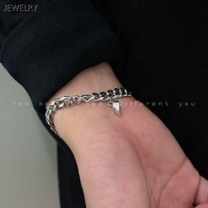 Парные браслеты сердечки на магнитах для влюбленных, подруг