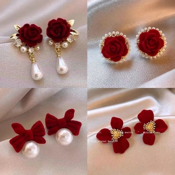 4шт в комплекте серьги