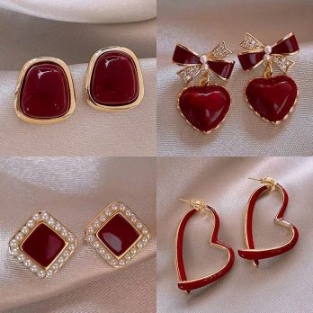 4шт в комплекте серьги