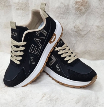 Мужские кроссовки стильные