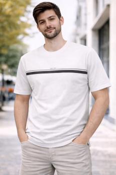 мужская футболка